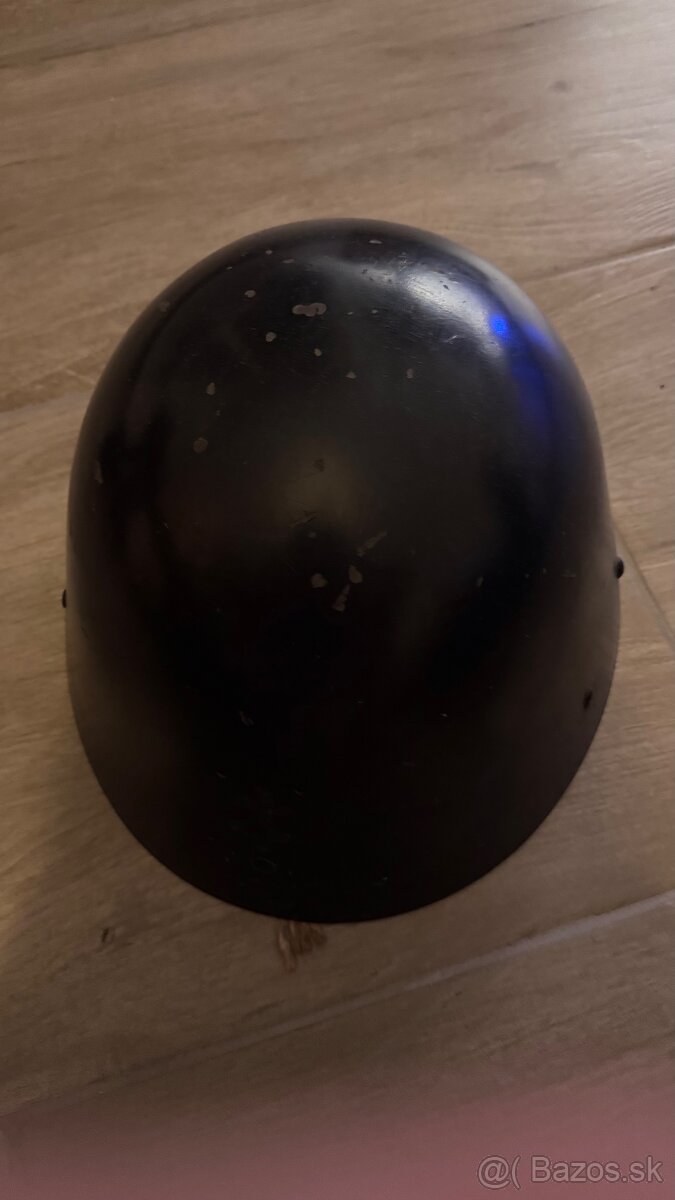 Dobová hasičská / CO prilba - 3