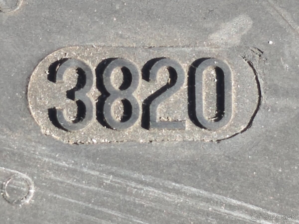 235/60r16 semperit - 3