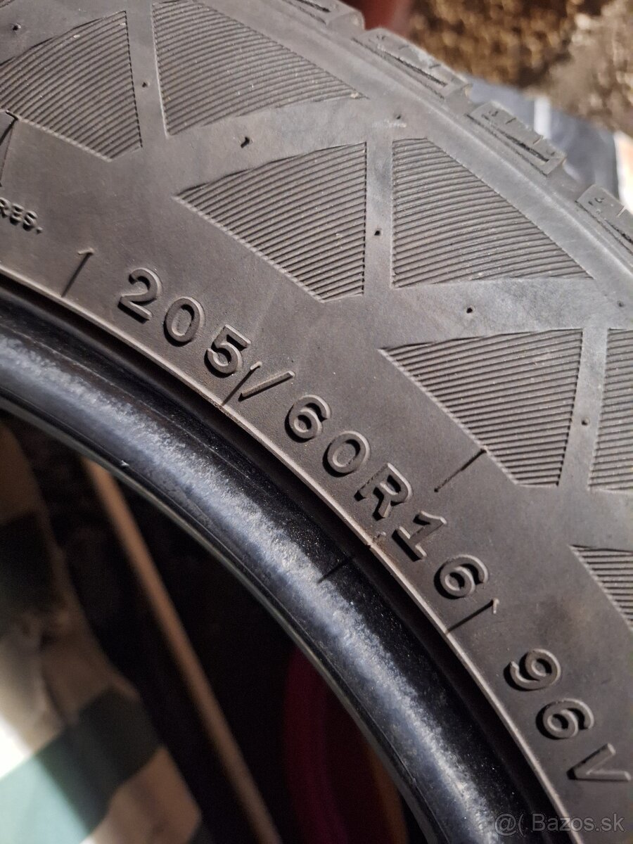 Tomket 205/60 R16 celoročne - 3
