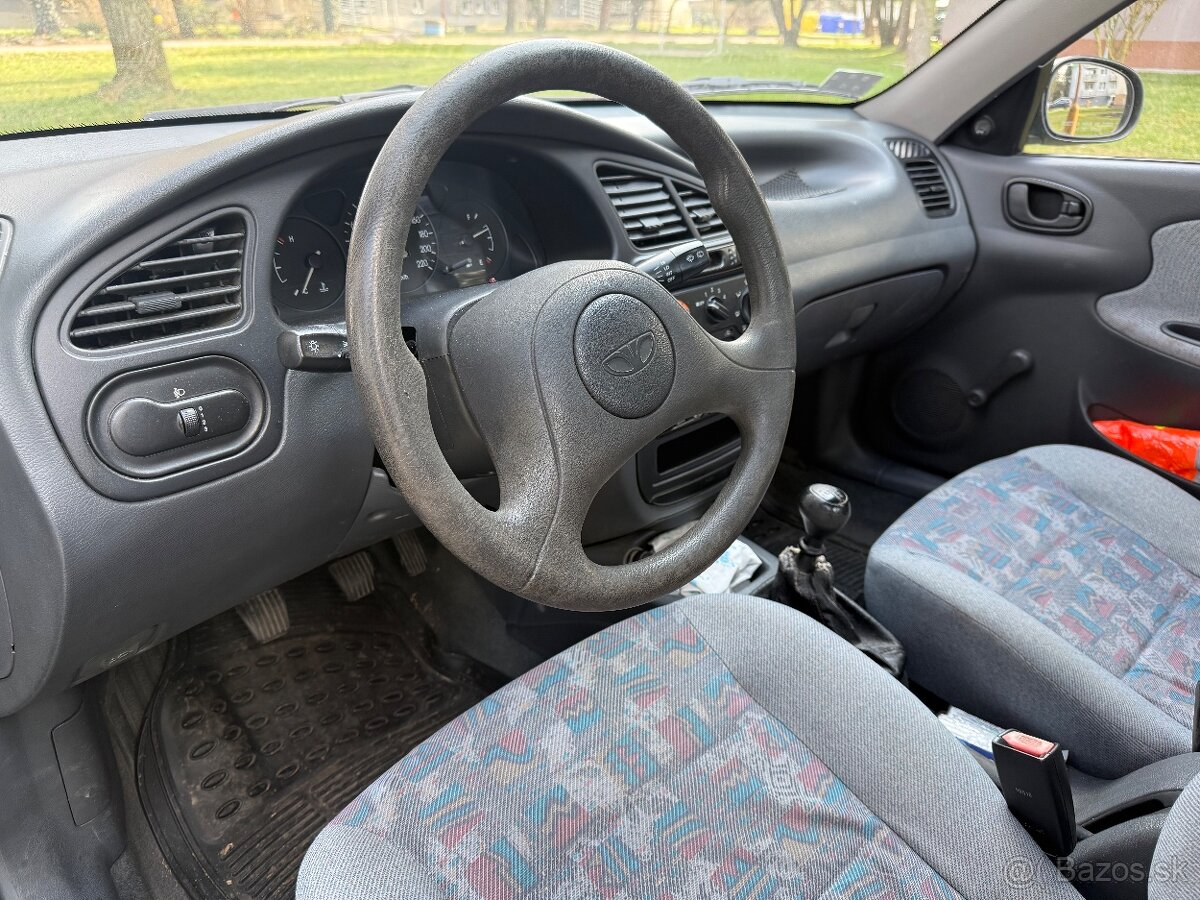 Daewoo Lanos - 3