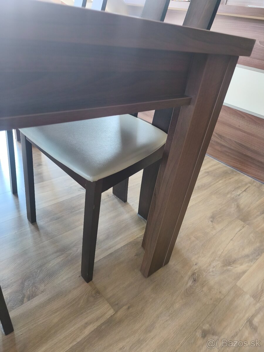 Jedálenský stôl a stoličky - 3