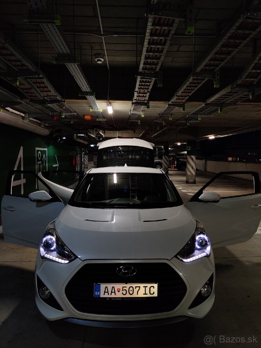 Hyundai Veloster Turbo - 3