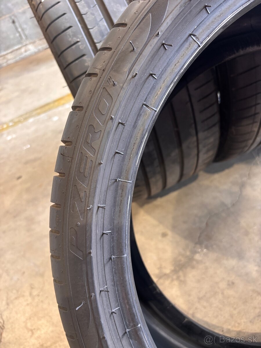 Pneu Pirelli 275/30/20 245/35/20 - 3
