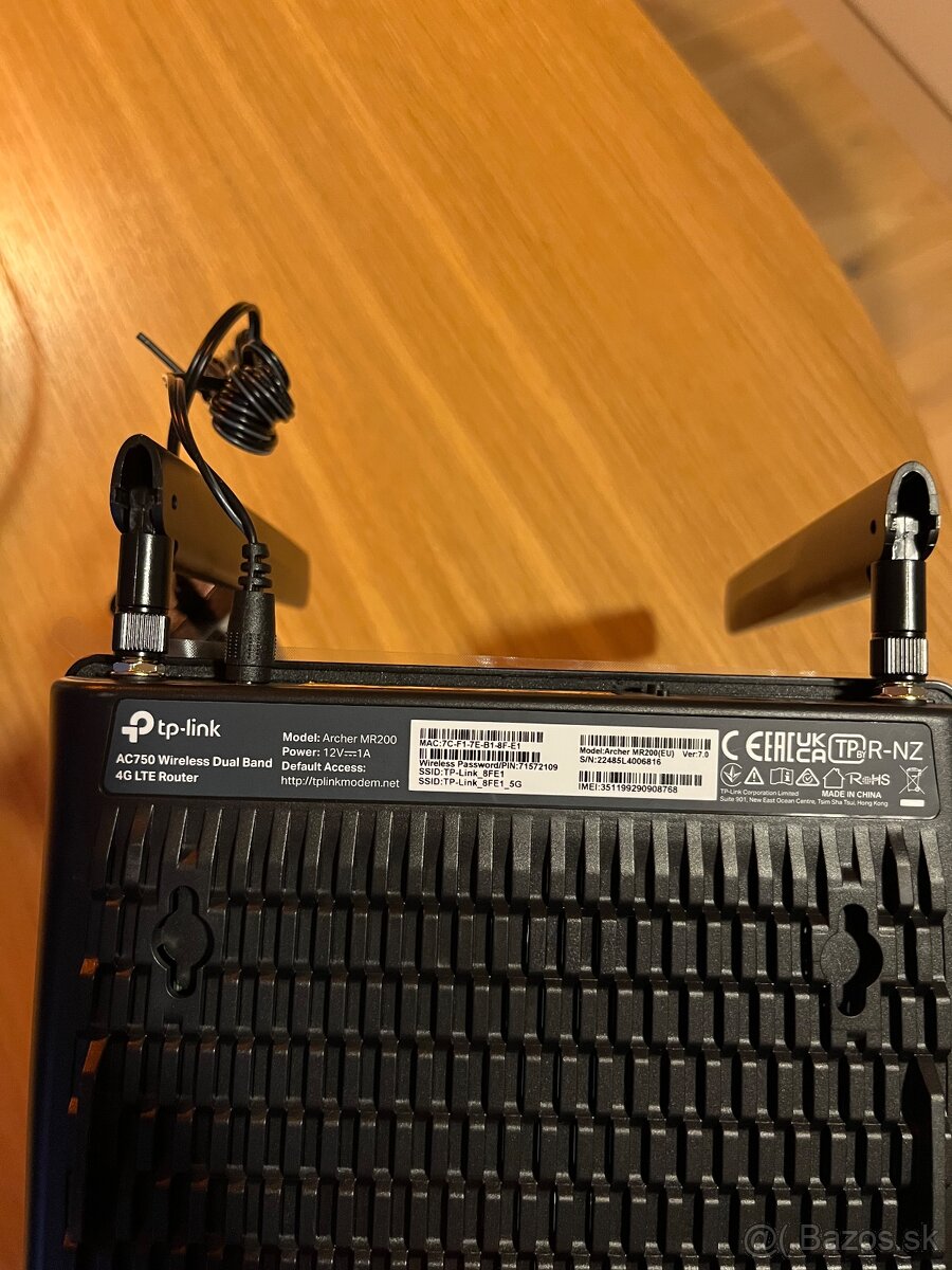 Predam wifi router TP Link Archer MR 200 - 3