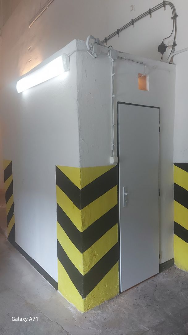 PRENÁJOM - Sklad s kanceláriou a nakladacou rampou 631 m2 - 3