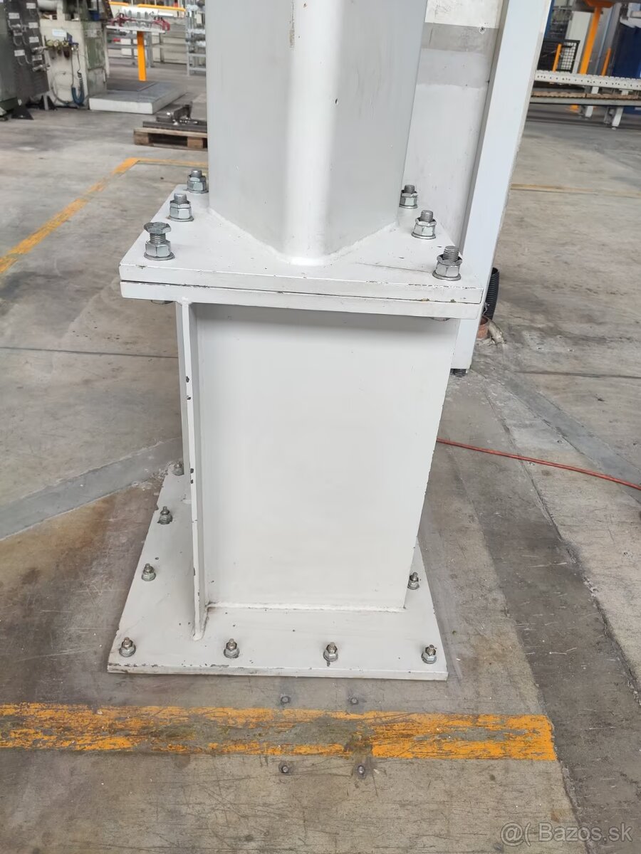 stlpový žeriav Demag 500 kg - 6 m - 3