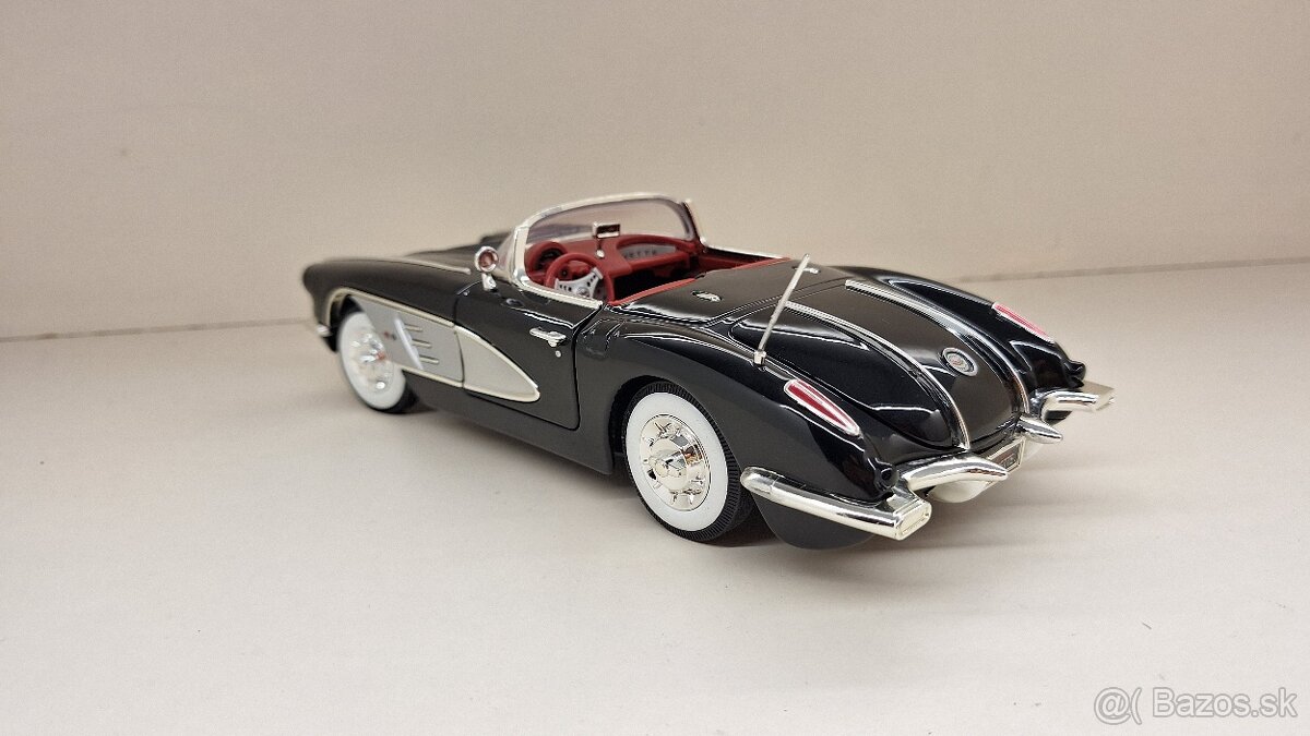 1:18 CHEVROLET CORVETTE 1958 - 3