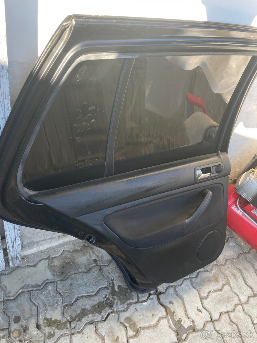 Golf 4 hatchback dvere - 3