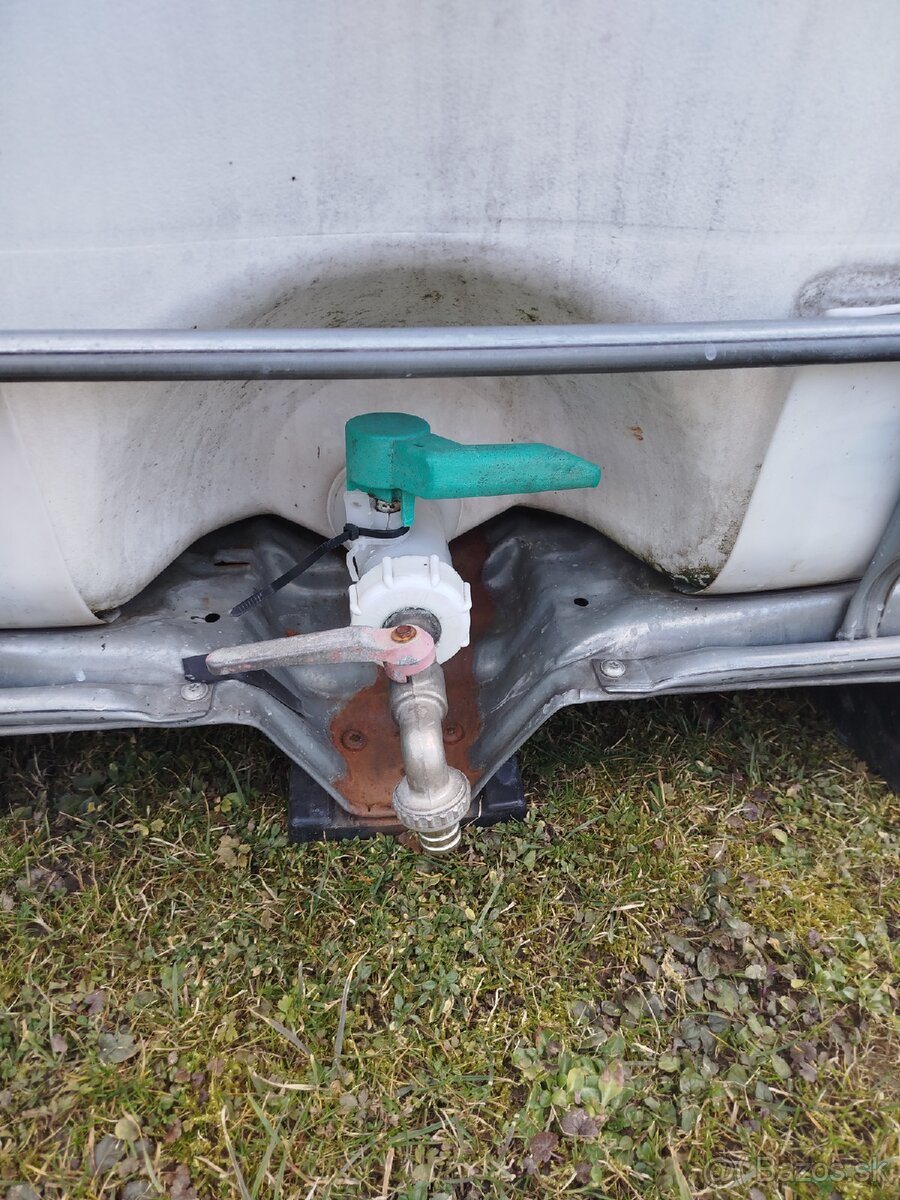 Ibc nádrž 600 L - 3