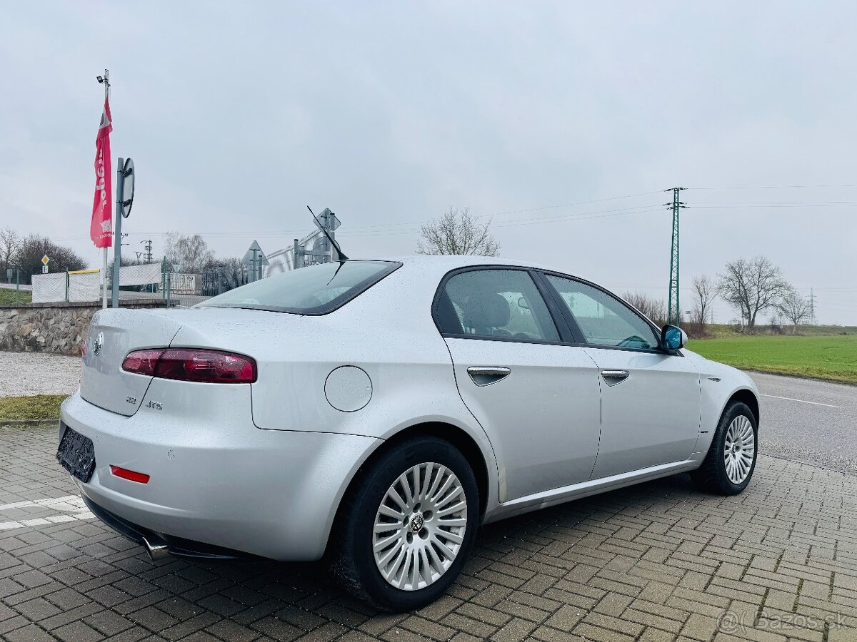 Alfa Romeo 159 - 3