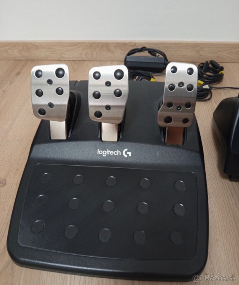 Herny volant Logitech G29 plus pedali - 3