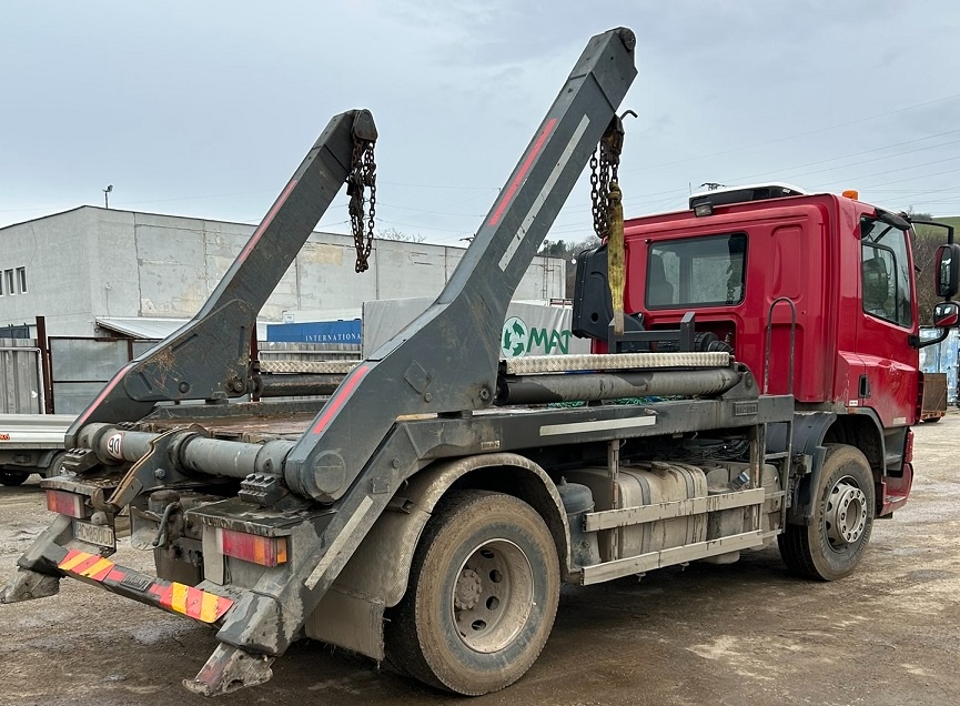 Ramenovy nosič kontajnerov DAF - 3