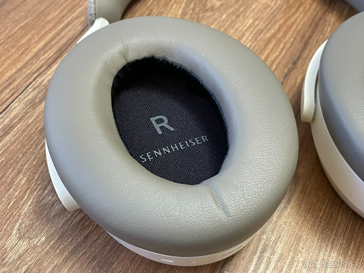 Sennheiser Momentum 4 - 3