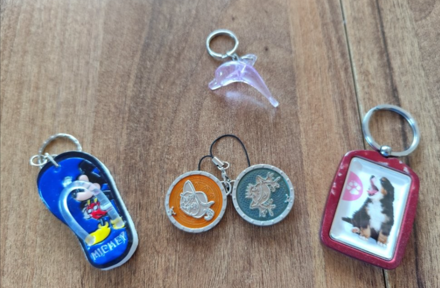 Zabavne privesky, stav ako na fotke - 3