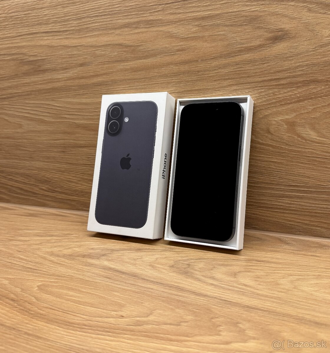 Apple iPhone 17 256GB, Black - 3