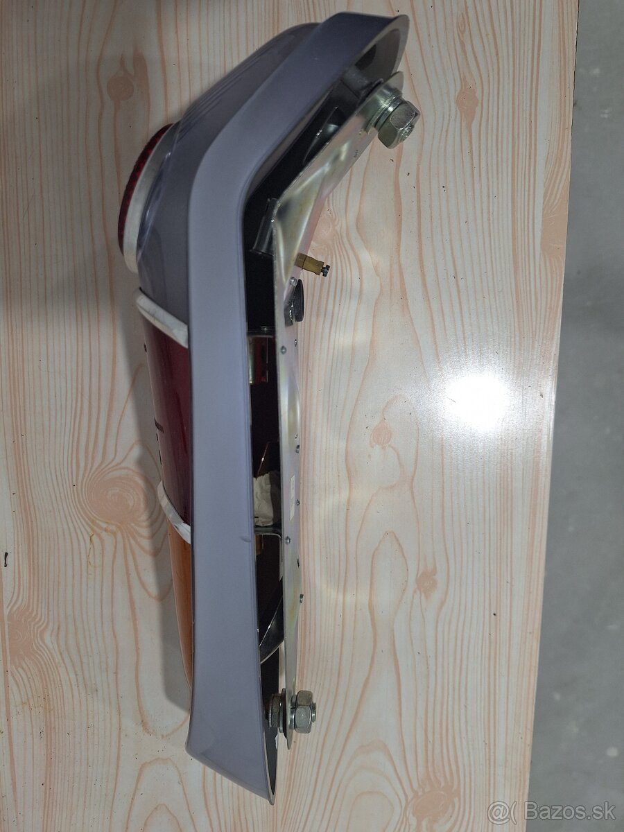 Svetlo Škoda 1203 - 3