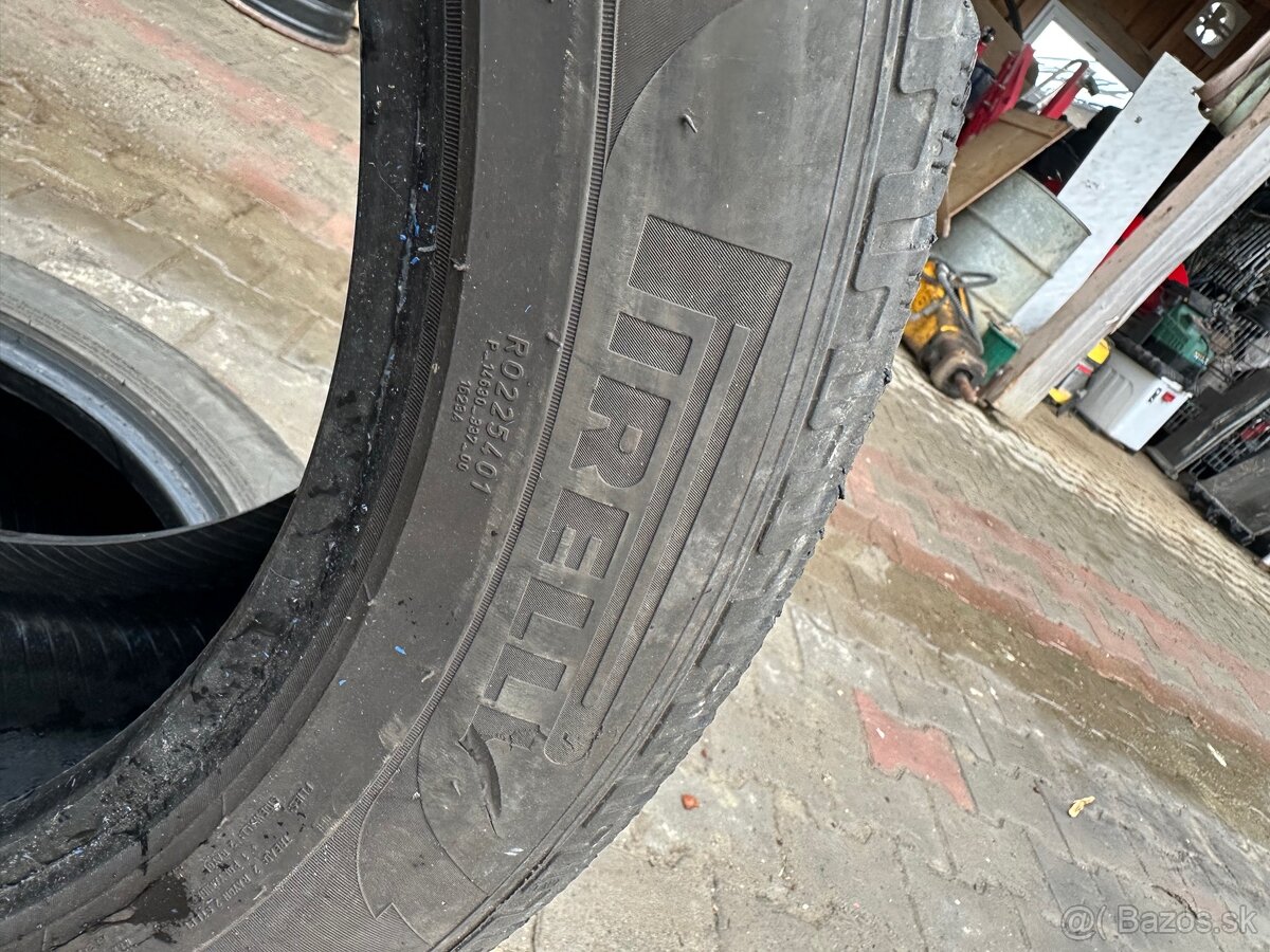 275/45 r20 - 3