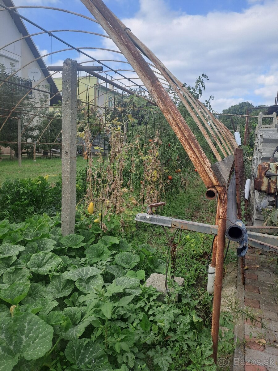 Predám konßtrukciu fóliovníka - 3