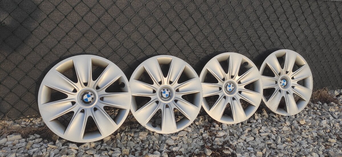 Predam zimne pneumatiky 205/60 R16+ plechove disky a puklice - 3