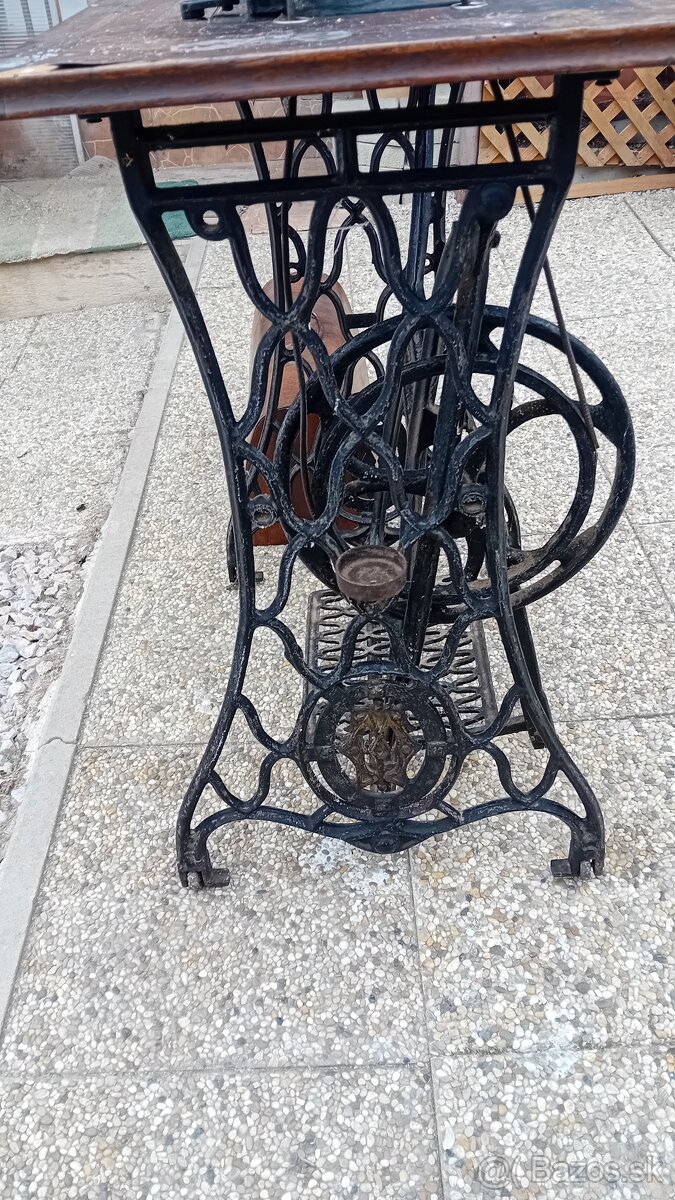 2 funkčne šijacie stroje a obuvnicky stroj - 3