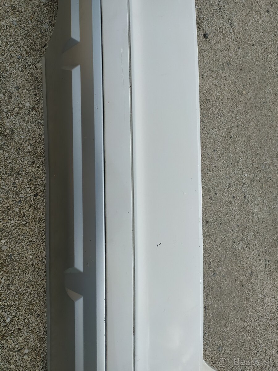 Škoda yeti facelift zadny naraznik 5L6 - 3