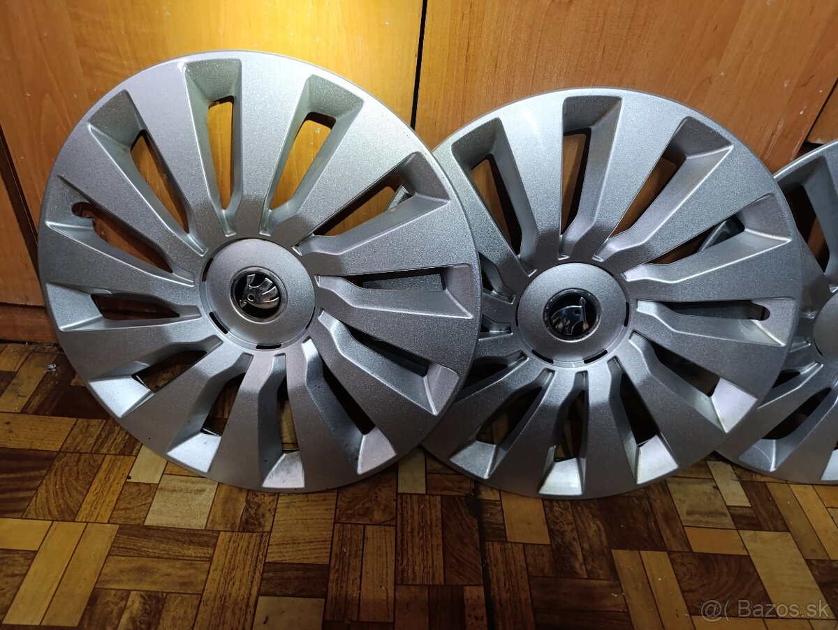 Predam puklice škoda Octavia 2 r16 - 3