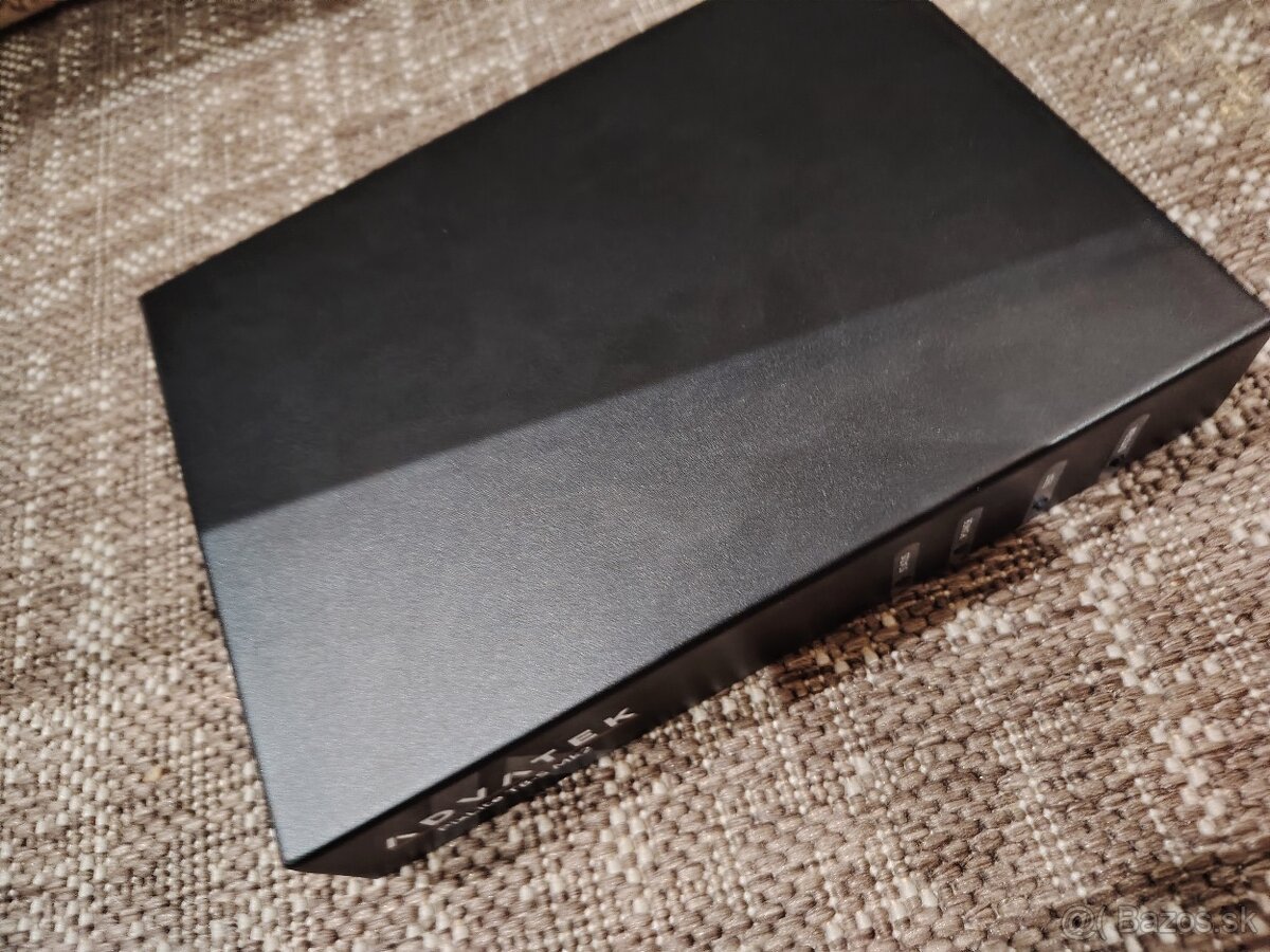 Advatek PixLite T8-S Mk2 + R4D-S - 3