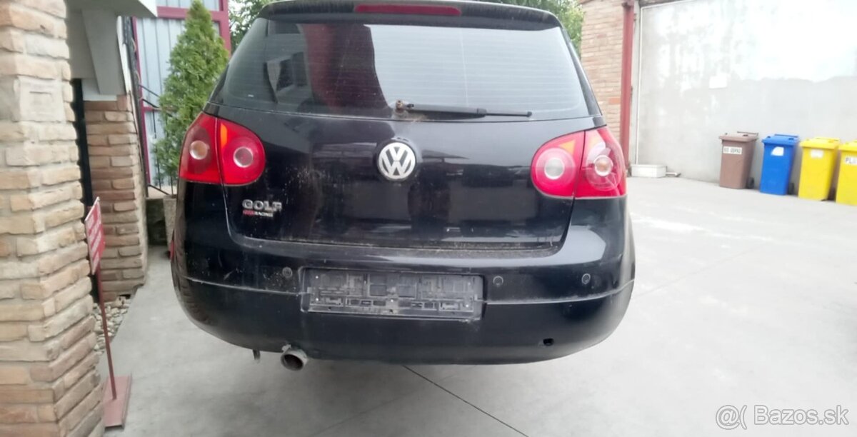 VOLKSWAGEN GOLF V 1,4I 66KW - 3