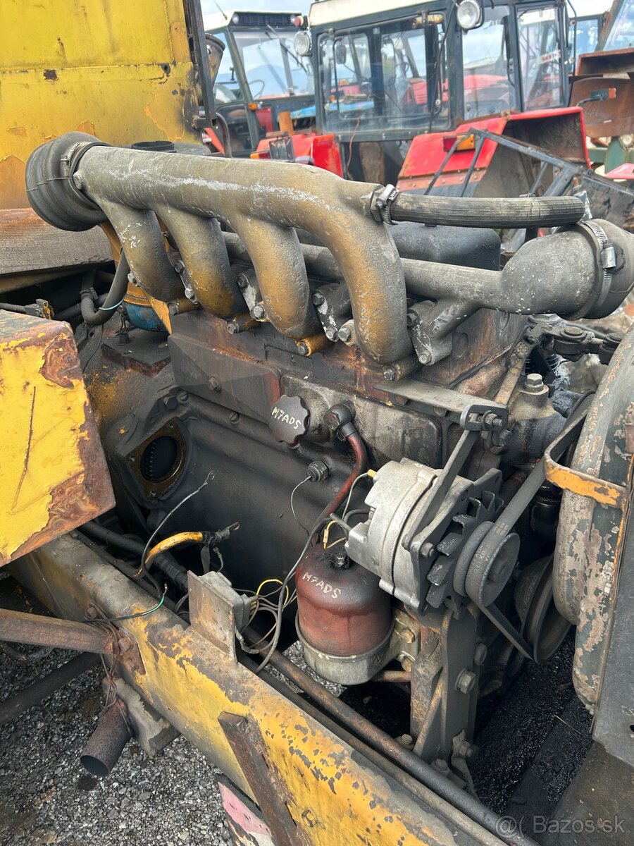 Predám diely na nakladač hon un 053 - 3
