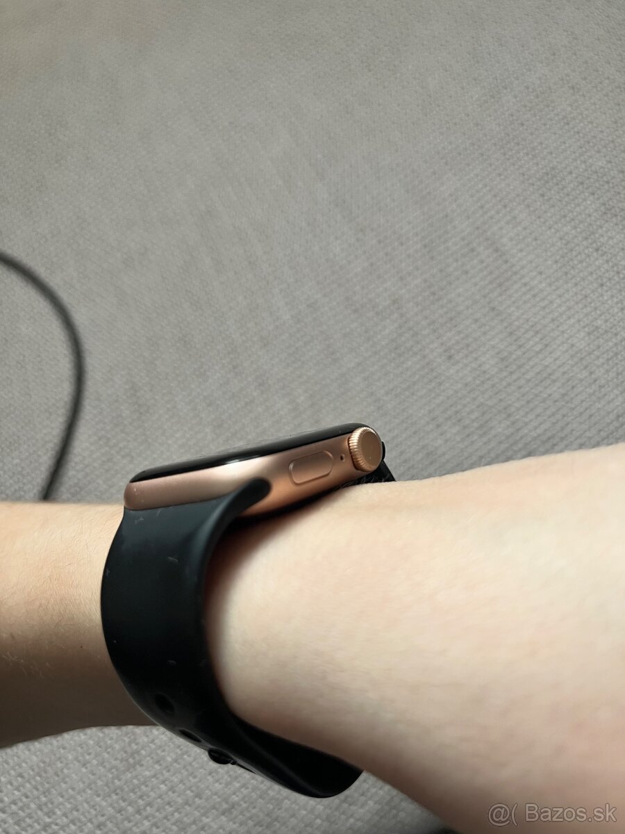 APPLE WATCH SE (gps) 40mm model A2351 - 3