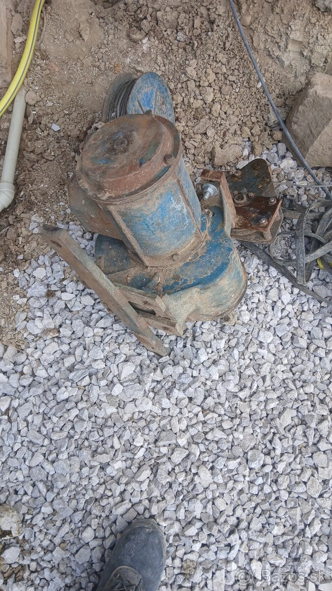 Žeriav Demag kladkostroj - 3