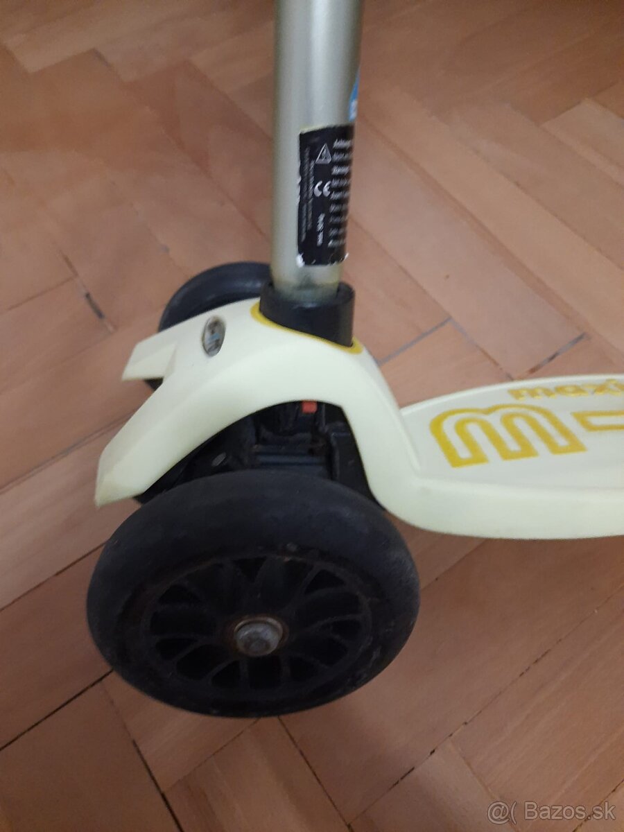 Maxi Micro žltá detská kolobežka - 3