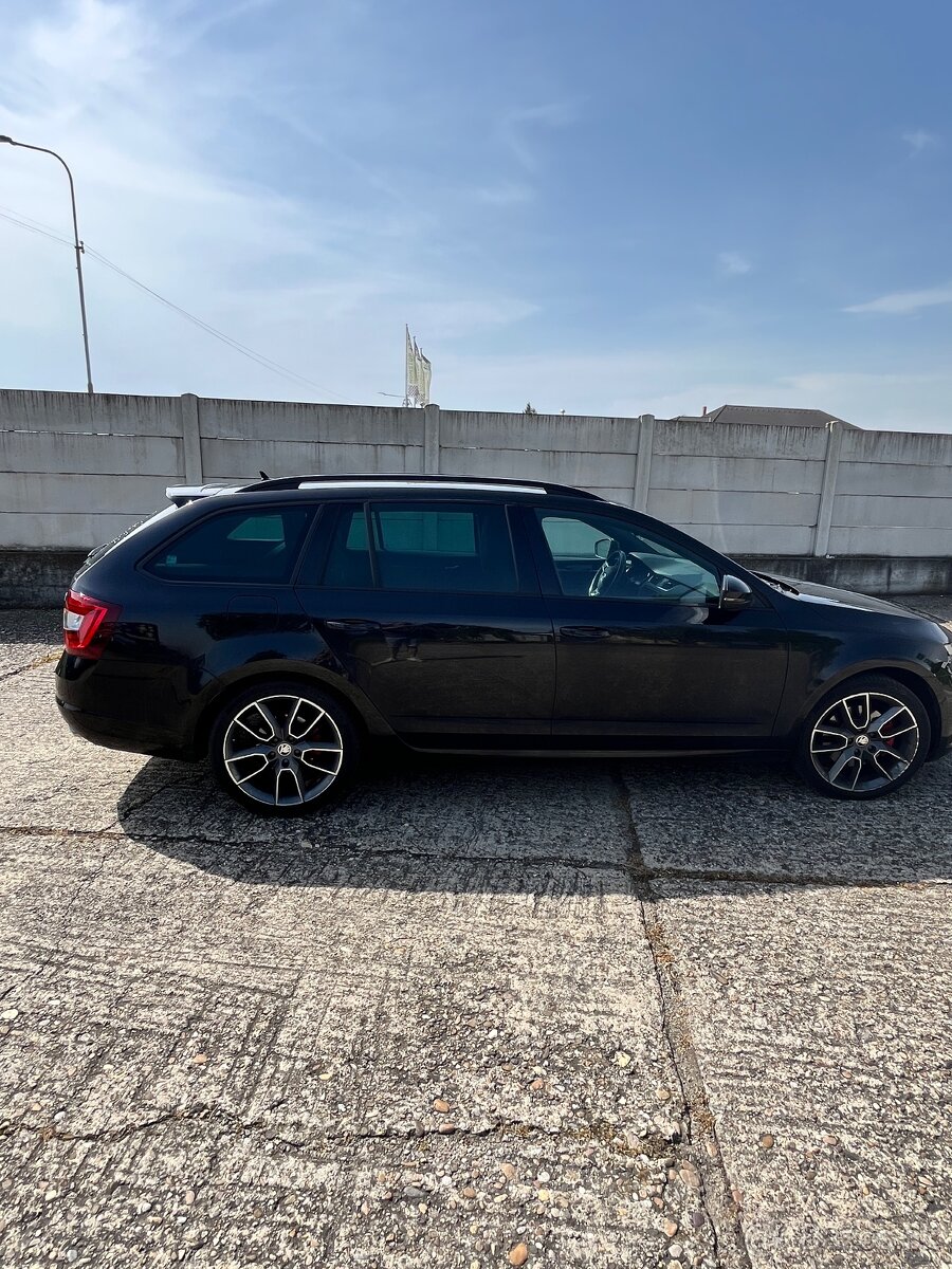 Skoda Octavia 3 rs 2017 - 3