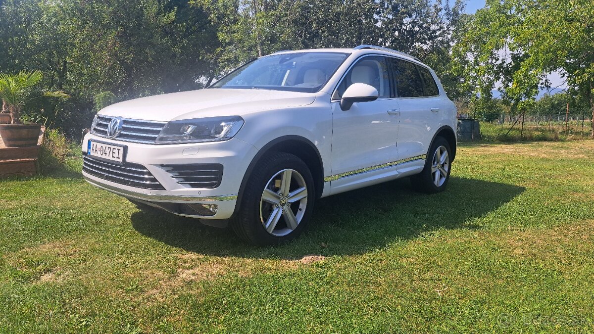 Predám VW Touareg R-Line - 3