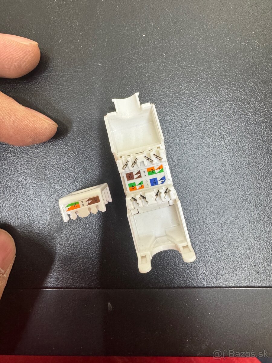 patch panely R&M 19" 1U + 120x keystone modul RJ45 - 3