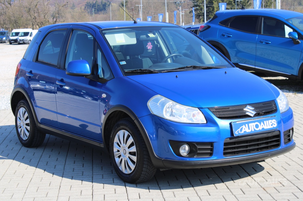 Suzuki SX4 1,5 i 73 kW - 3