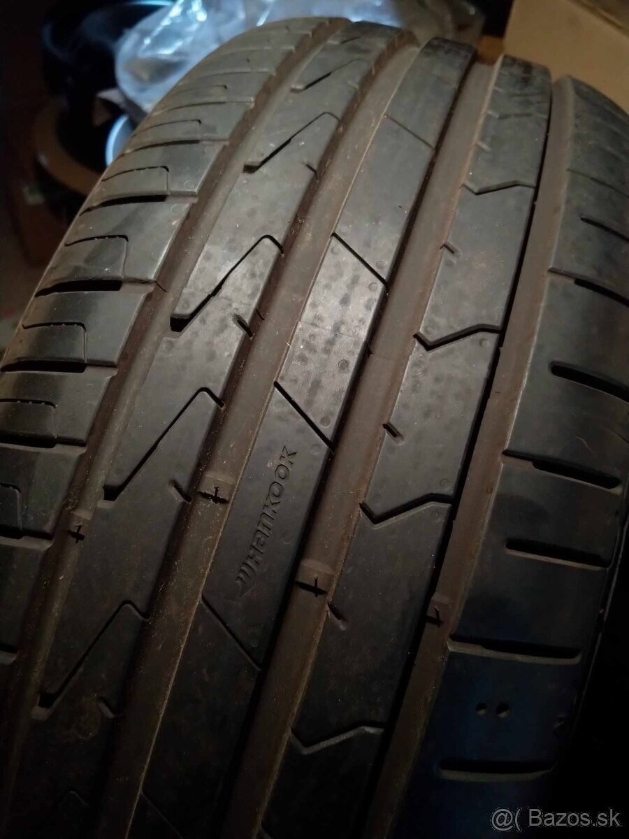 215/45 R 18 letné HANKOOK. - 3