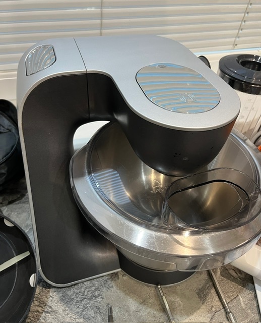 Kuchynský robot Bosch MUM 58M59 1000w - 3