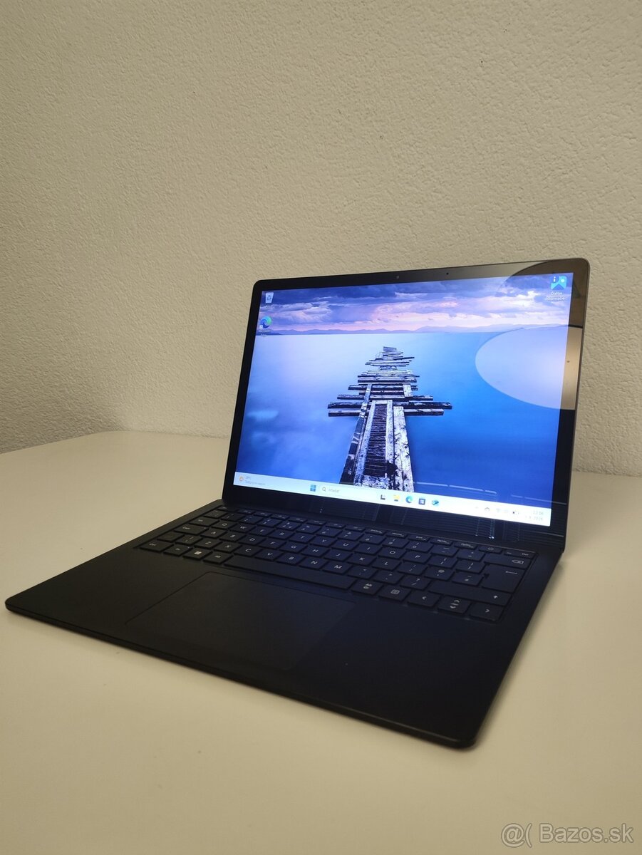 Microsoft Surface Laptop 5 | Intel Core i7 1265U • 32 GB RAM - 3