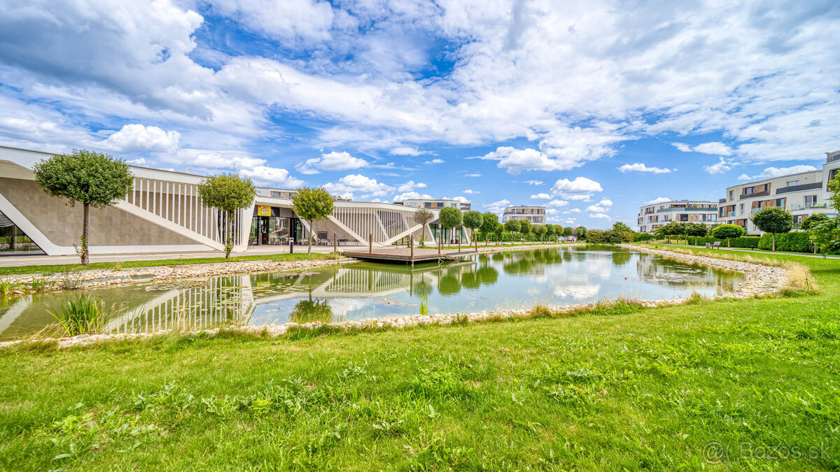 Príjemný 3-izbový byt s predzáhradkou a parkovaním TRI VODY - 3