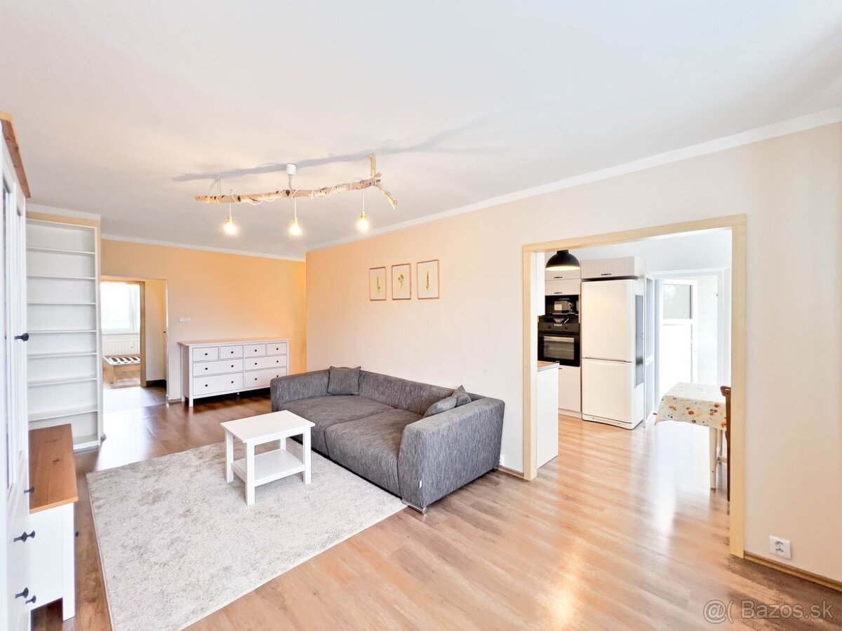 3-izbový byt po rekonštrukcii s loggiou – Užhorodská ulica - 3