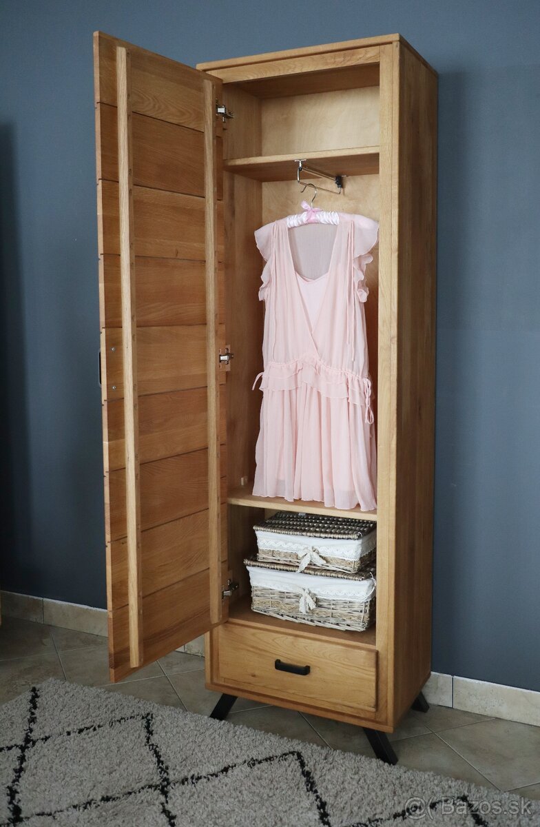 Dubová skriňa - 3