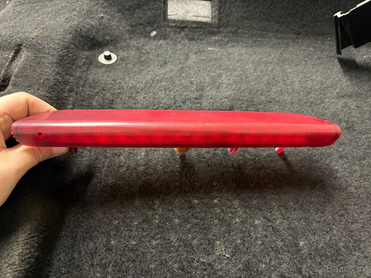 Zadné brzdové svetlo Octavia 2 - 3