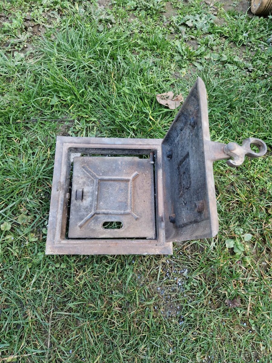 Predam liatinove dvierka ku krbu - 3