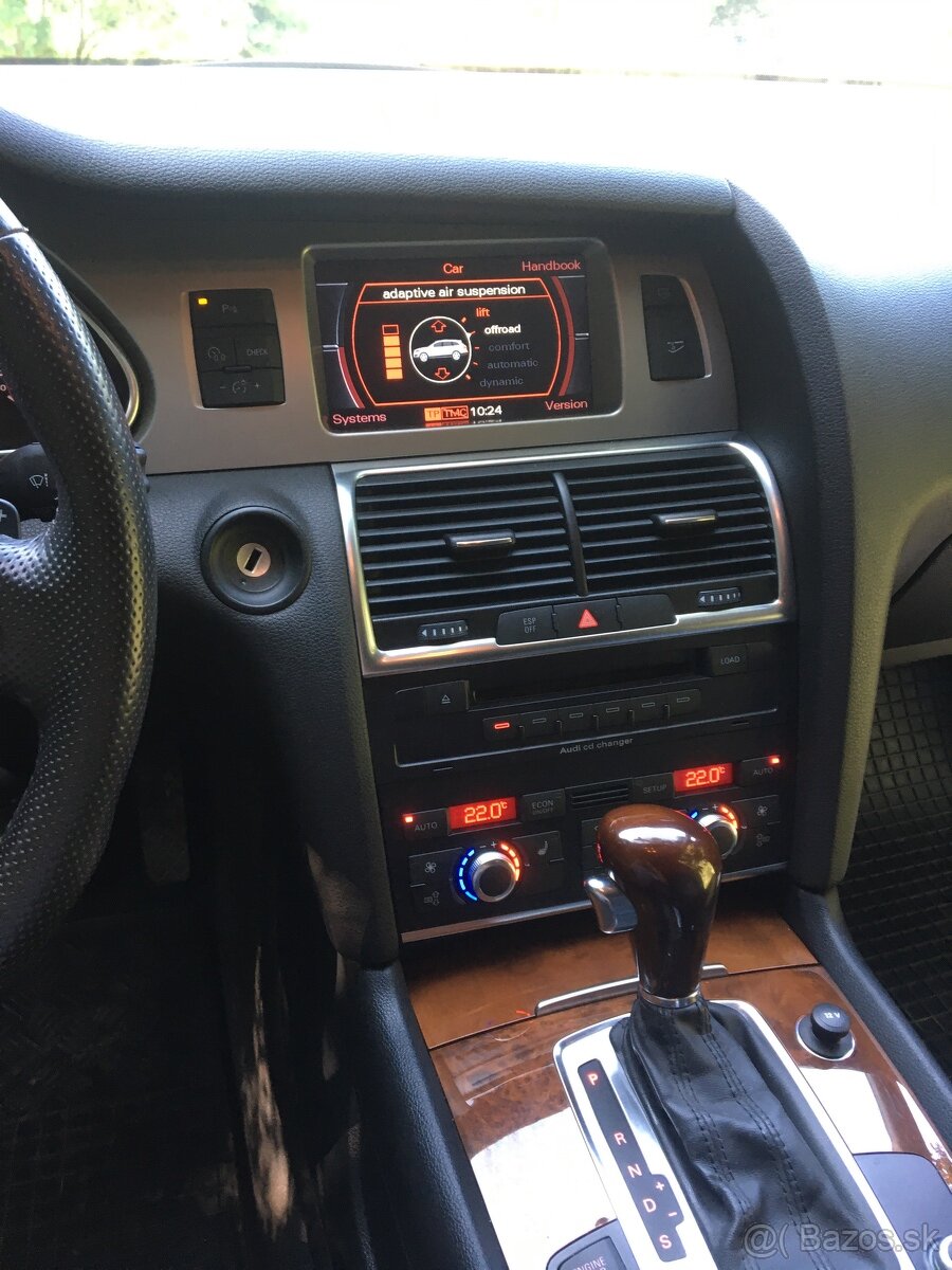 Predám Audi Q7 4,2TDI 240 KW - 3