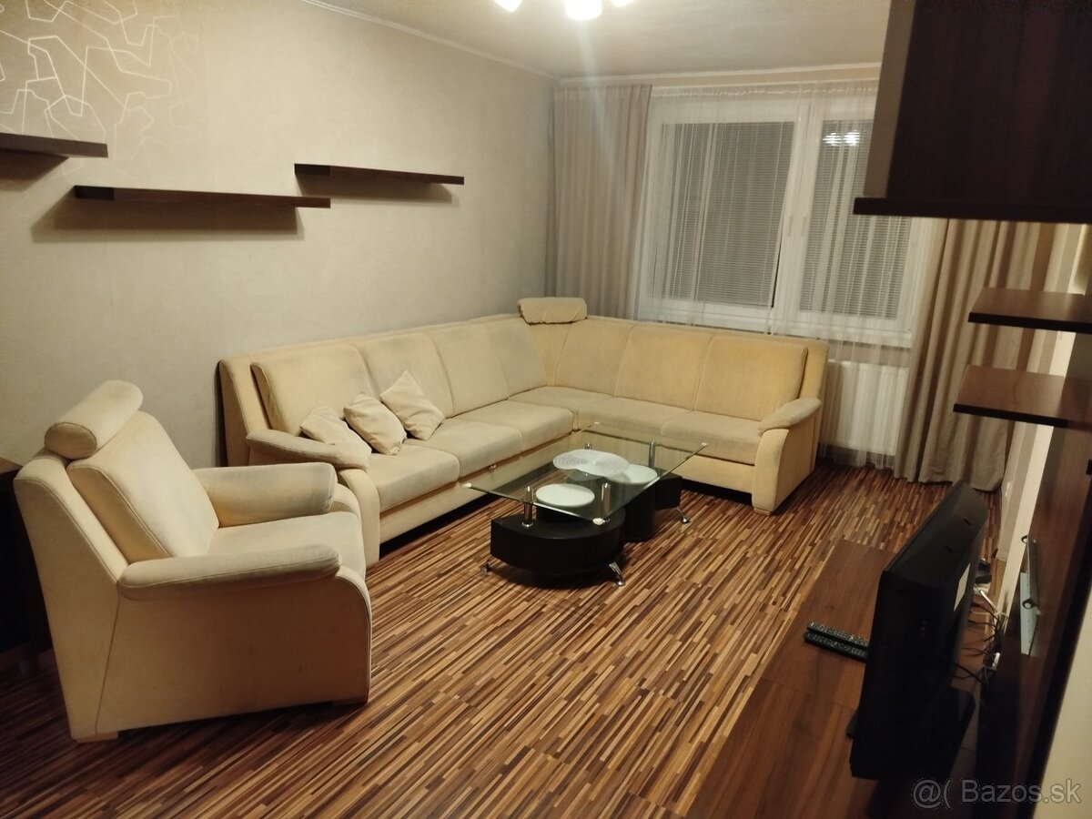 Prenájom 3 izbového bytu - 3