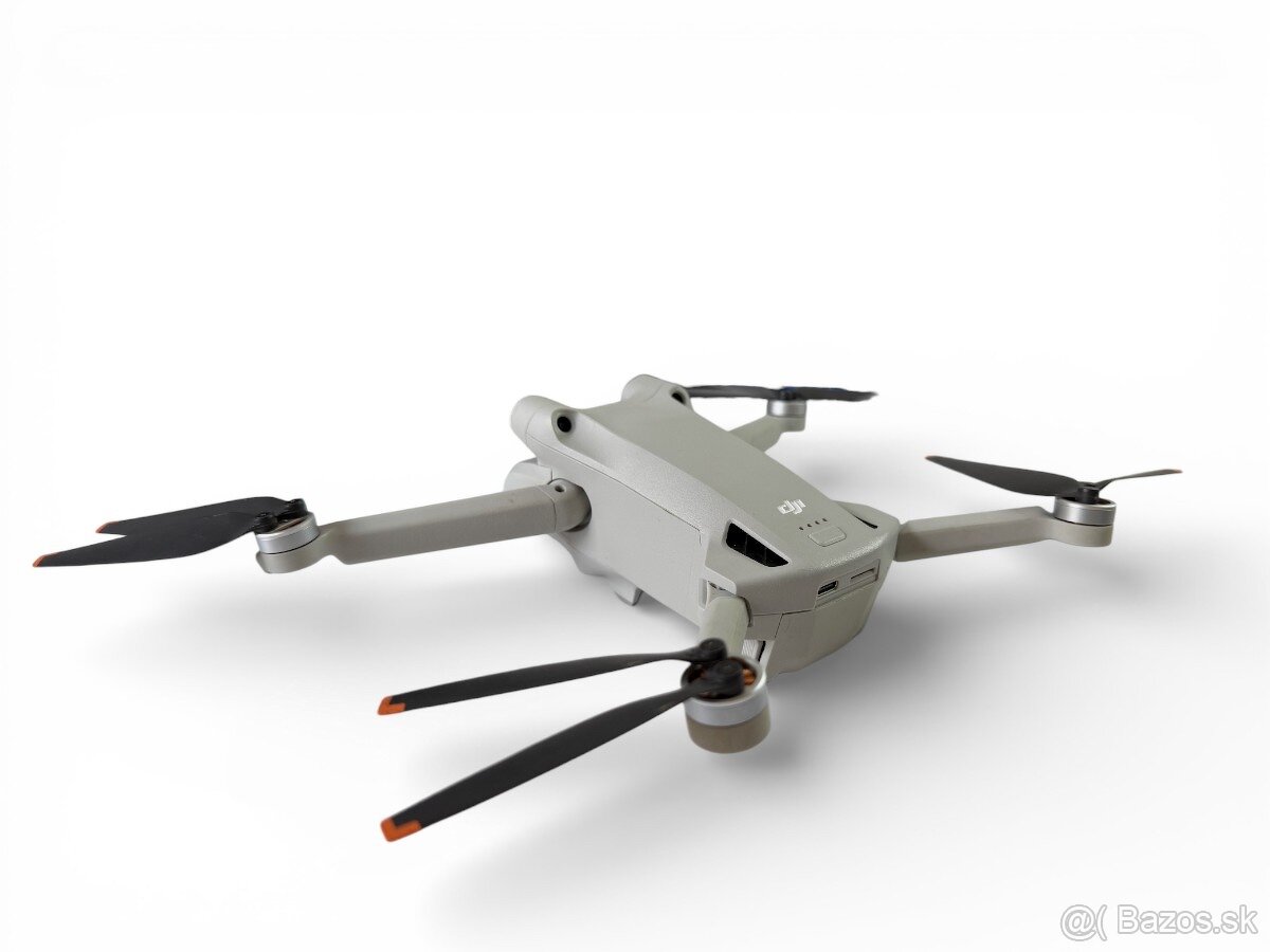 DJI Mini 3 Pro Fly More Combo - 3