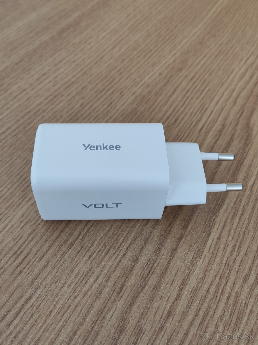 Predám nabíjačku Yenkee 65W - 3