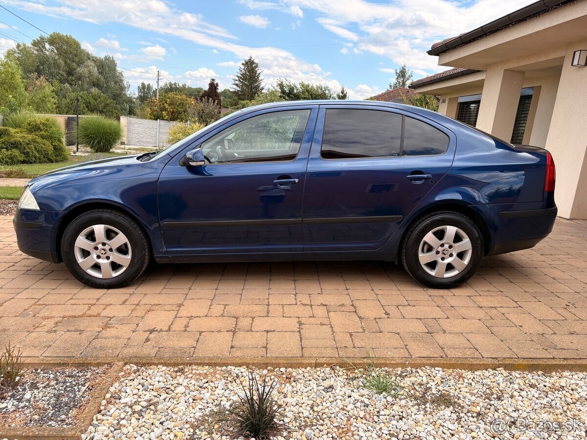 Škoda Octavia 2 - Benzín - 3