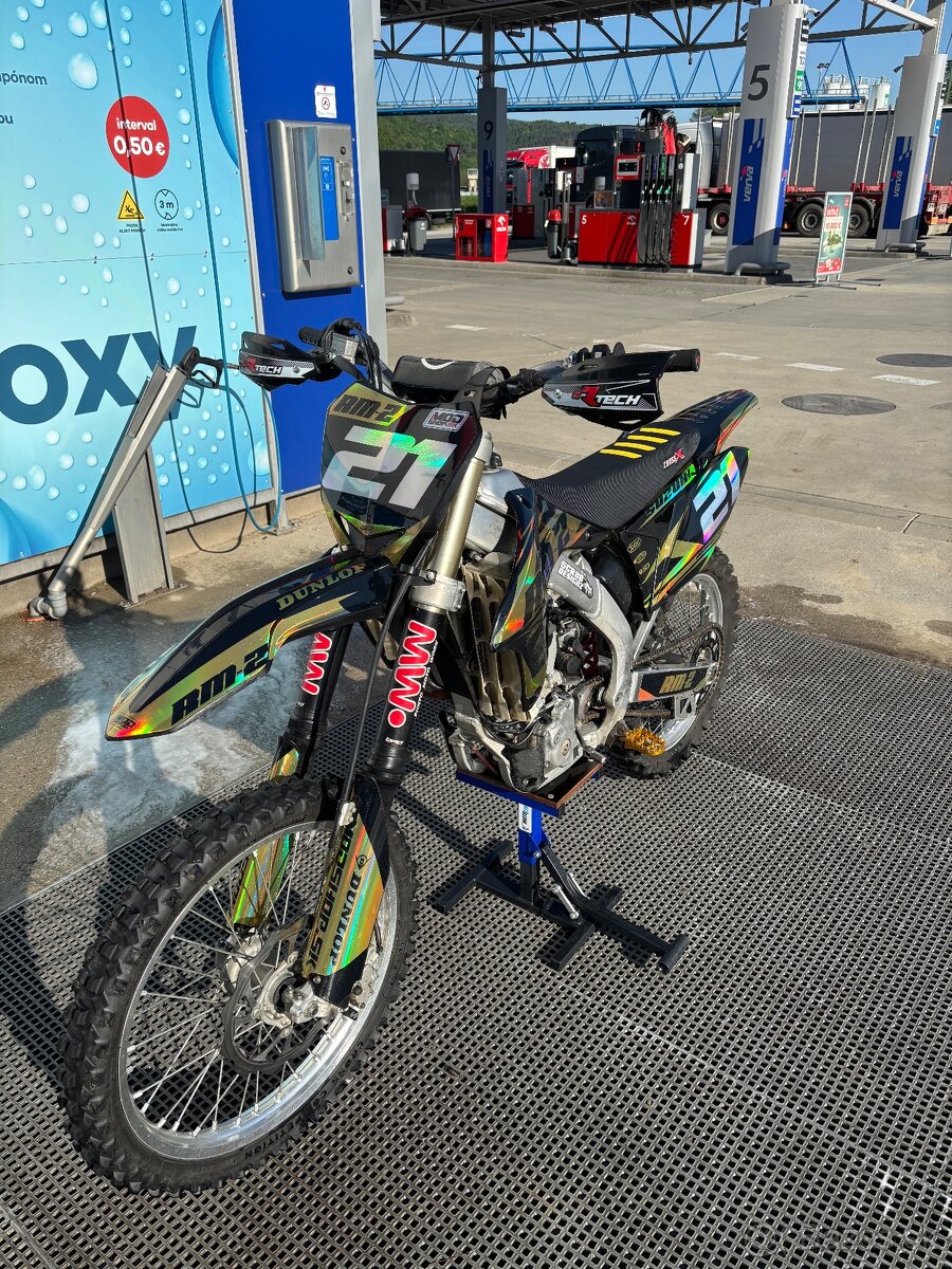Suzuki RZM 250
